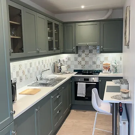 Andis Meadow * Galway